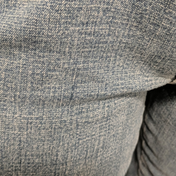 Mossimo capris sz7 - Picture 7 of 7